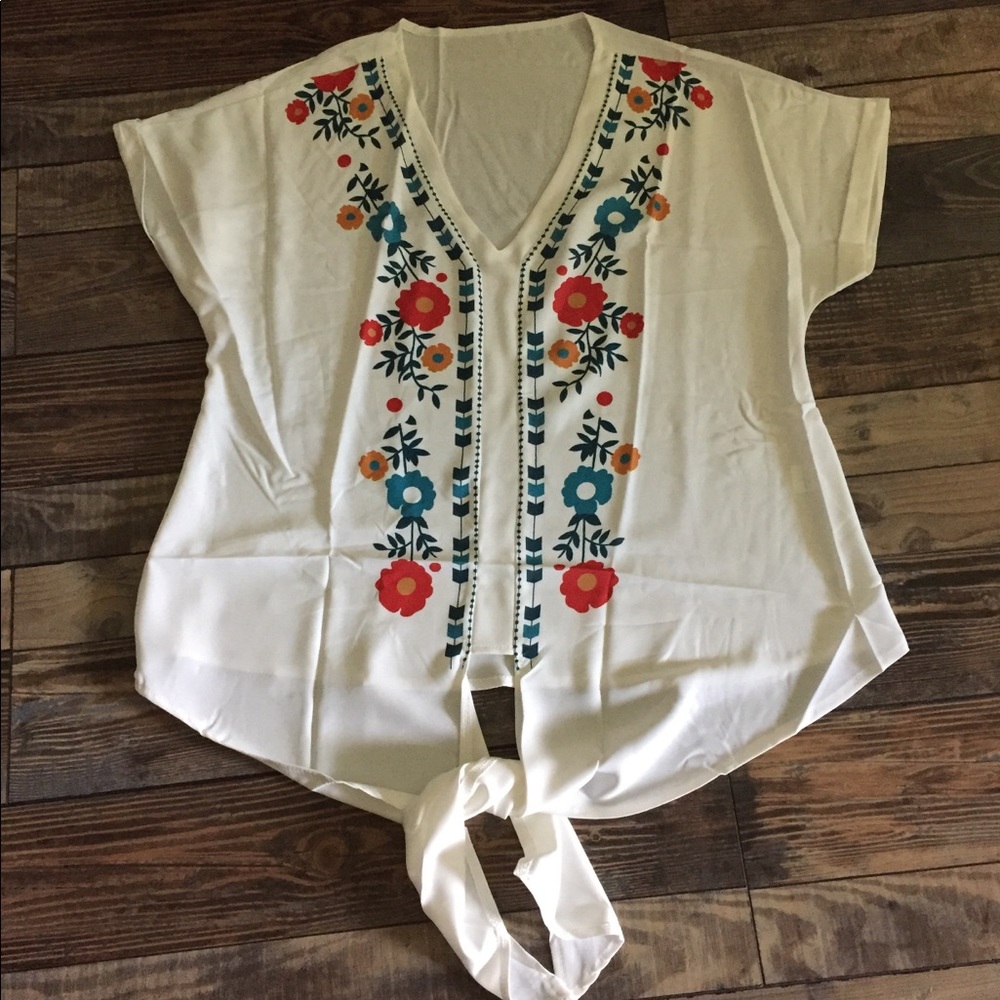 NWOT BOUTIQUE SHIRT